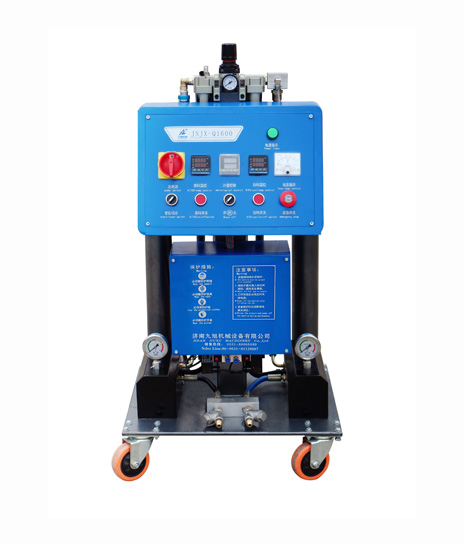 管道保溫的聚氨酯瓦殼用什么設(shè)備?(圖1) Q1600瓦殼聚氨酯發(fā)泡設(shè)備